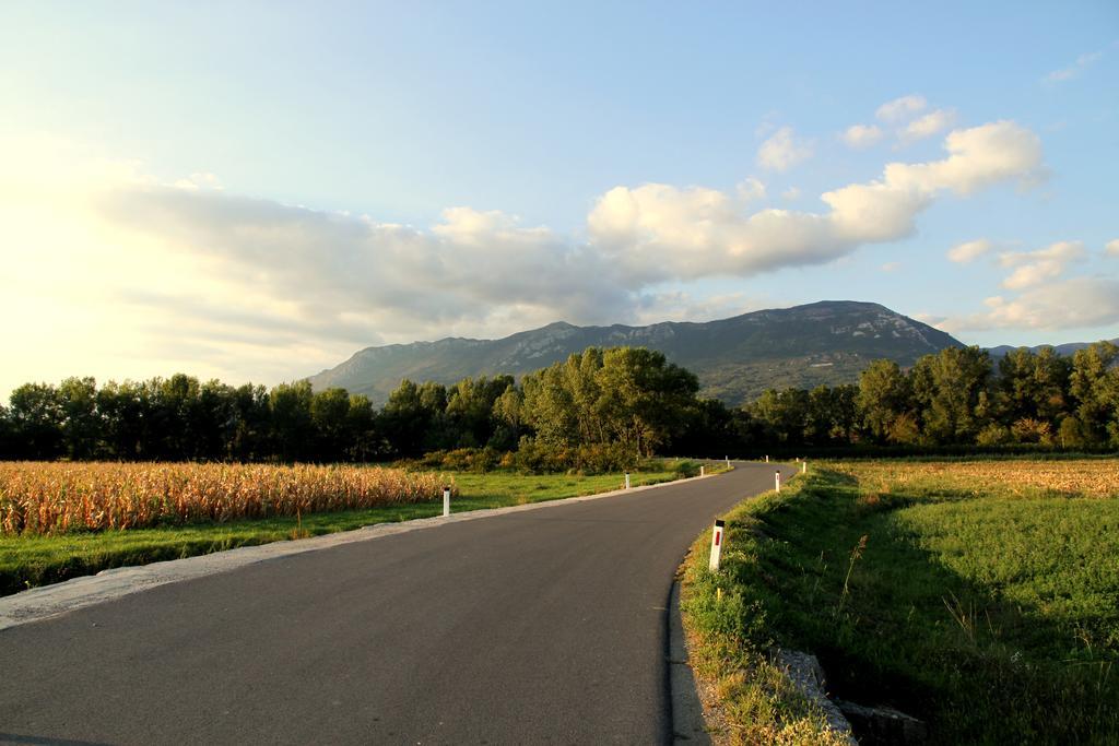 Apartma Kamp Ajdovščina Exteriör bild